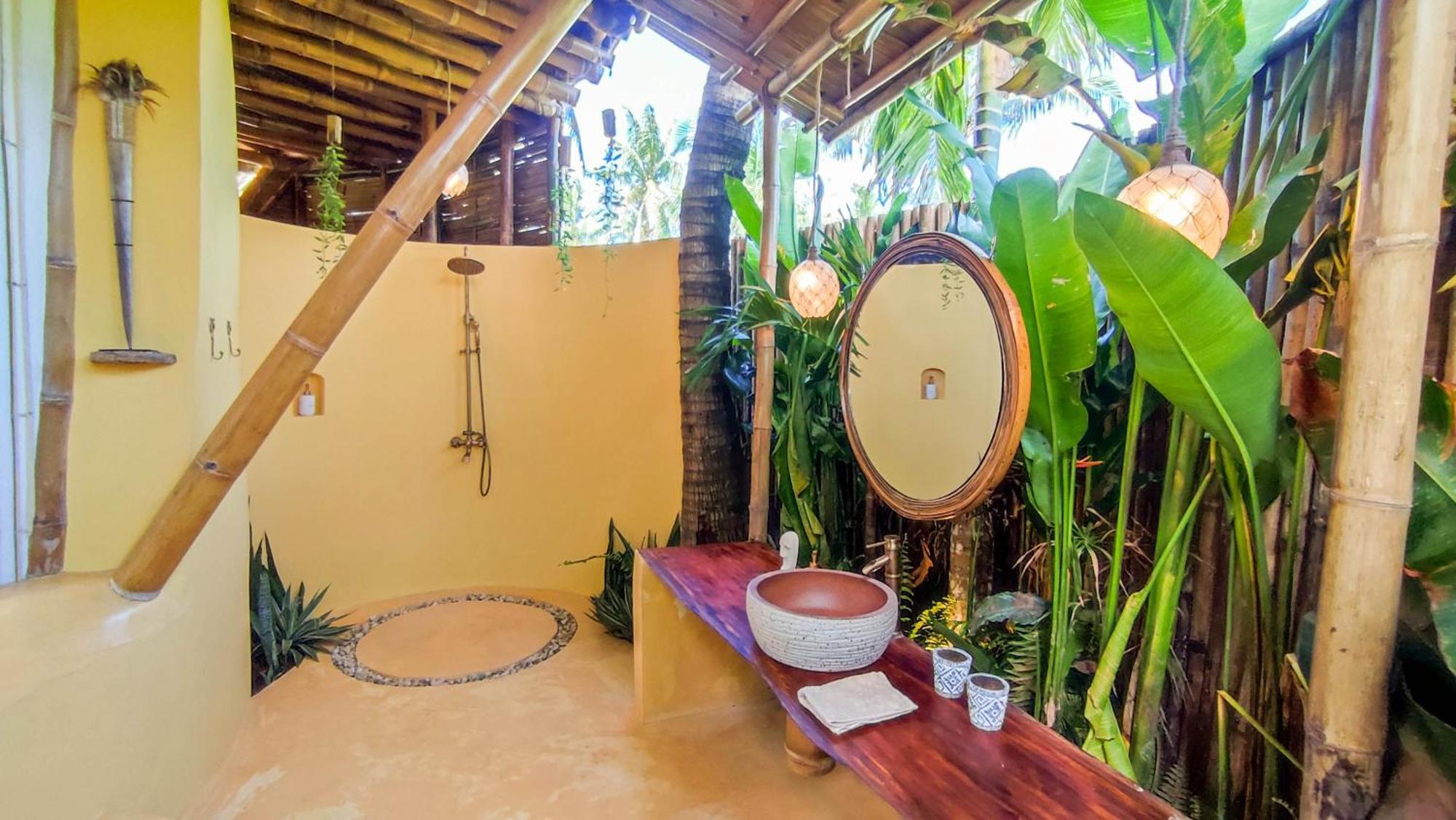 The Bamboo Houses - Tropical Garden & Empty Beach Хенерал Луна Екстериор снимка