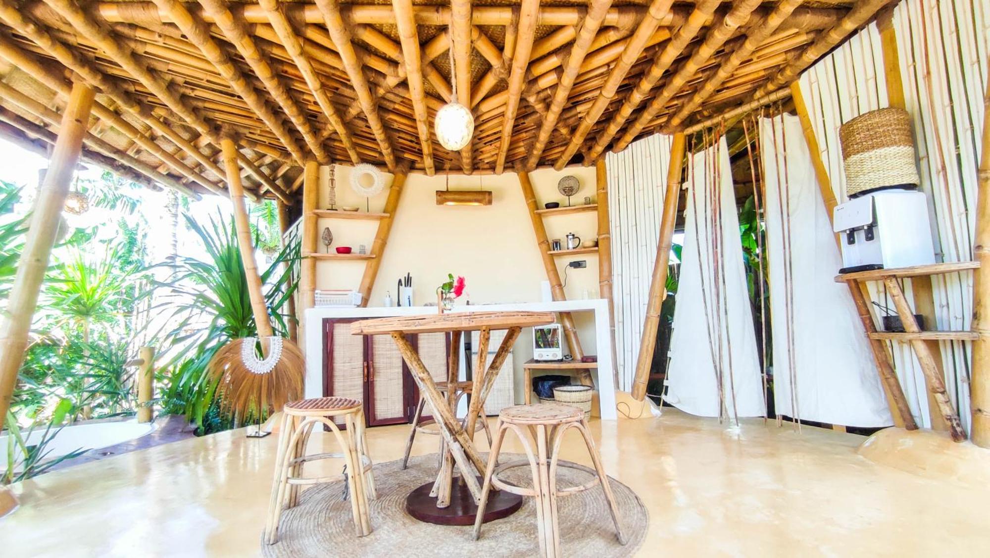 The Bamboo Houses - Tropical Garden & Empty Beach Хенерал Луна Екстериор снимка