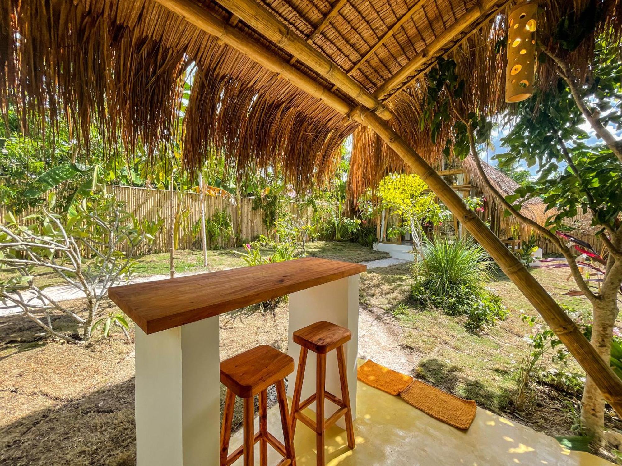 The Bamboo Houses - Tropical Garden & Empty Beach Хенерал Луна Екстериор снимка